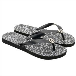 tory burch rubber flip flops